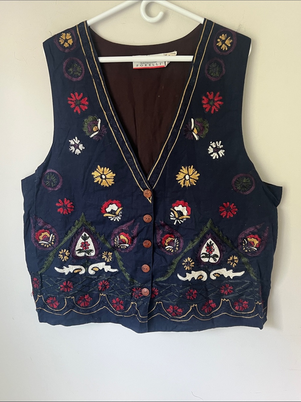 Vintage Forelli Embroidered Boho Vest XL 18/20
🦋